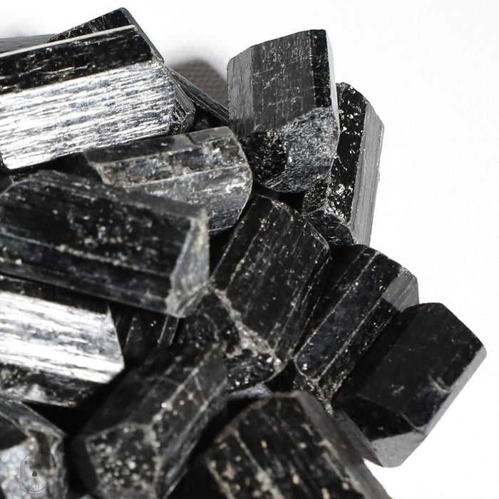 Himalayan Black Tourmaline – Grounding & Protective Crystal for Spiritual Wellness